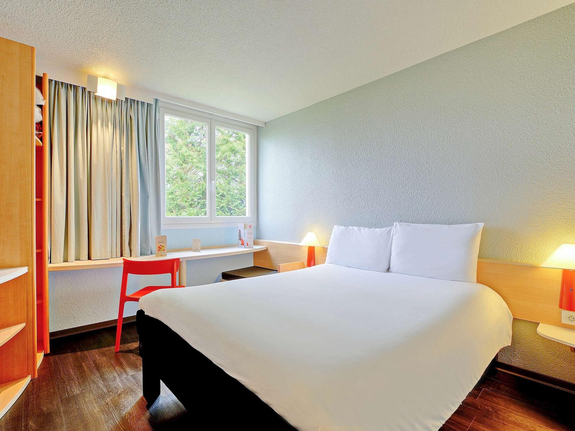 Ibis Poitiers Beaulieu Hotel Екстериор снимка